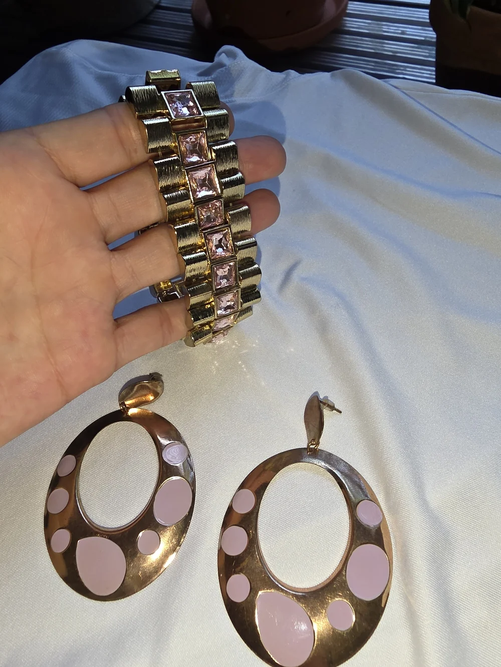 Gold-Tone Bracelet with Pink Crystals and Oval Drop Earrings Set